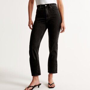 Ankle Straight Jeans (Curve Love)